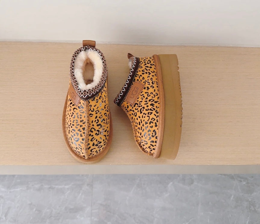 Mini Platform Ugg Slides