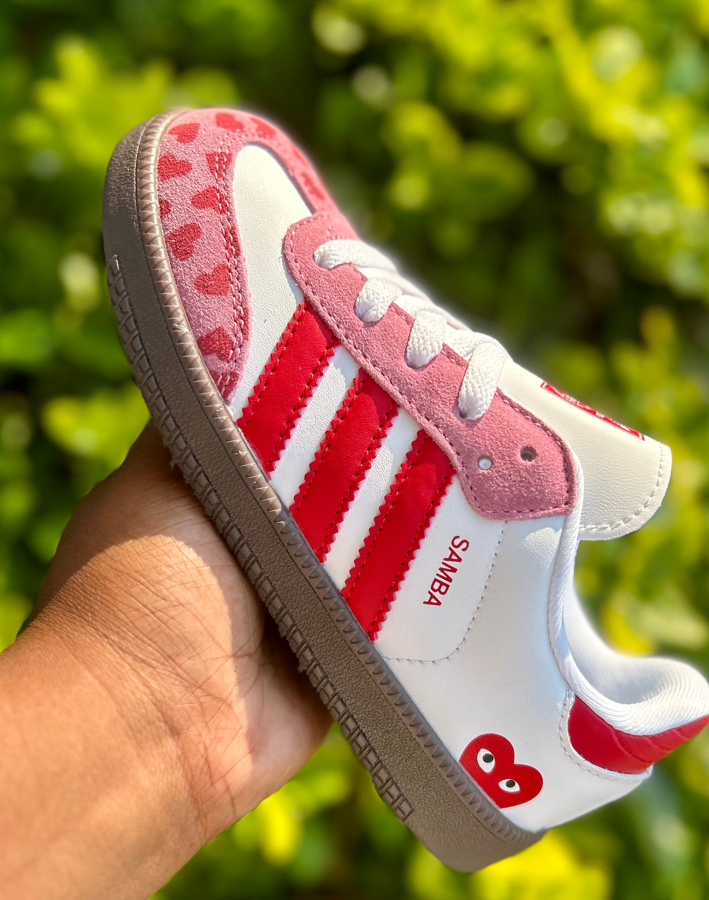 “Let’s play” Sambas